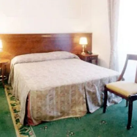 Ξενοδοχείο Centrum 3*